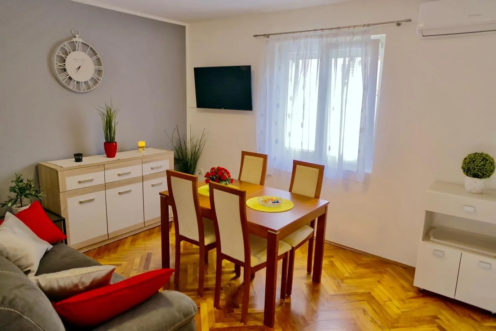 Apartments Anna II Baška