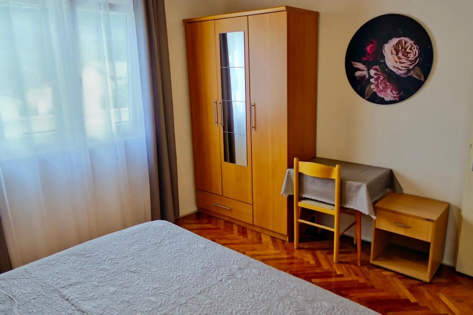 Apartments Anna II Baška 0*,